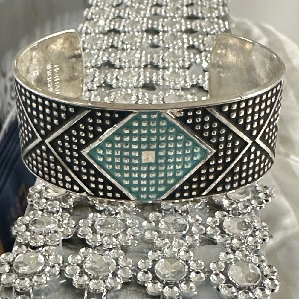 Montana Silversmiths Silver and Black Cuff Bracelet with Turquoise Accent. Solid - Picture 1 of 13